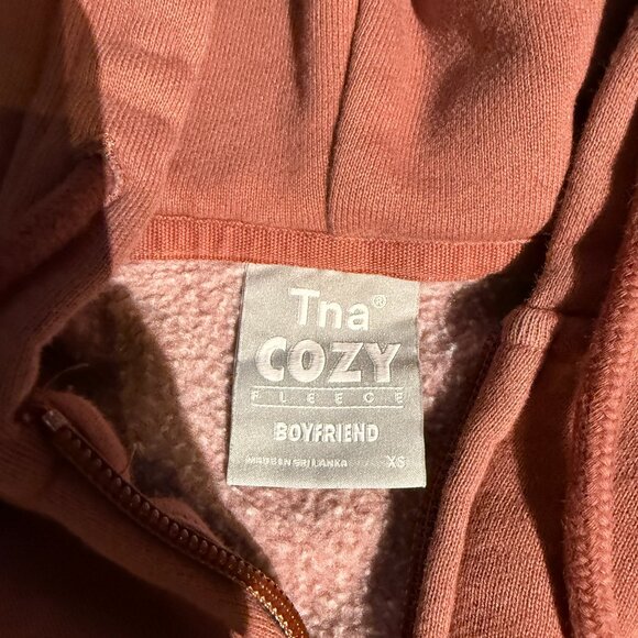 Aritzia TNA Cozy fleece boyfriend sz XS zip up hoodie - Picture 3 of 3